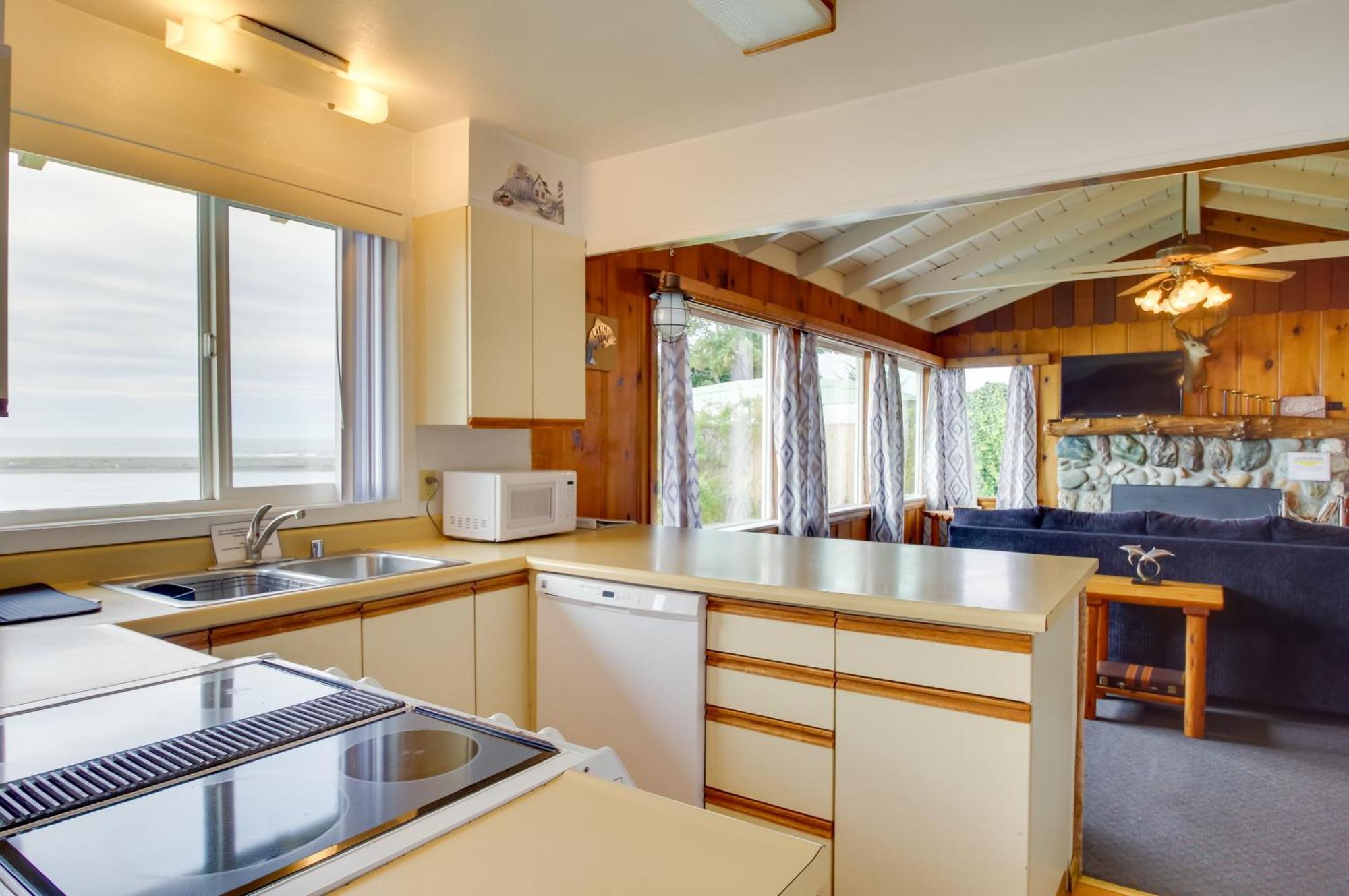 Rustic Coastal Smith River Cottage With Ocean Views! Exterior foto